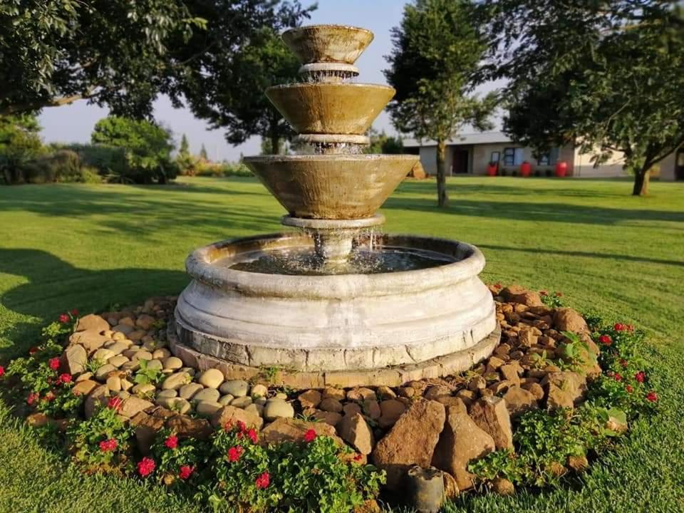 Forest Hill Country Lodge Пит-Ретиф Экстерьер фото